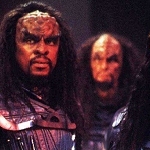 Capitaine Sisko en Klingon